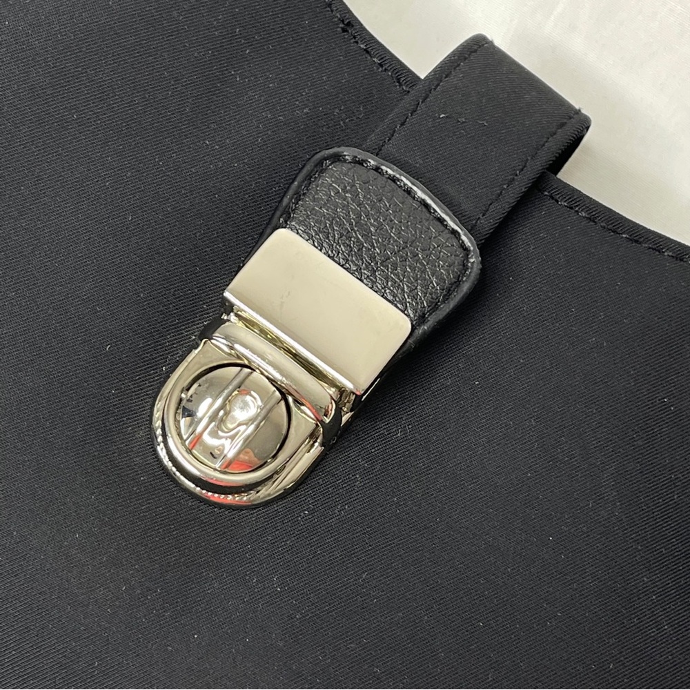 🌸SALE 30%⬇️🌸 Cherokee Black Nylon Shoulder Bag Zip Closure Purse - Picture 5 of 15